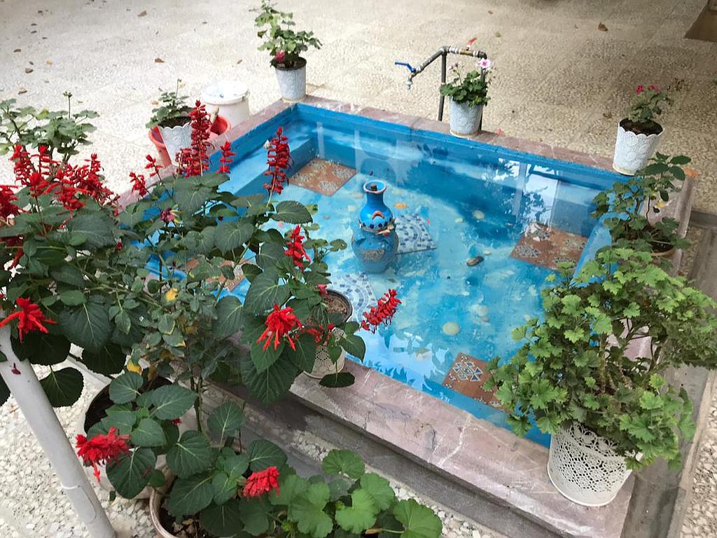 خانه ویلایی سنتی دربست پارکینگدار مرکزشهر