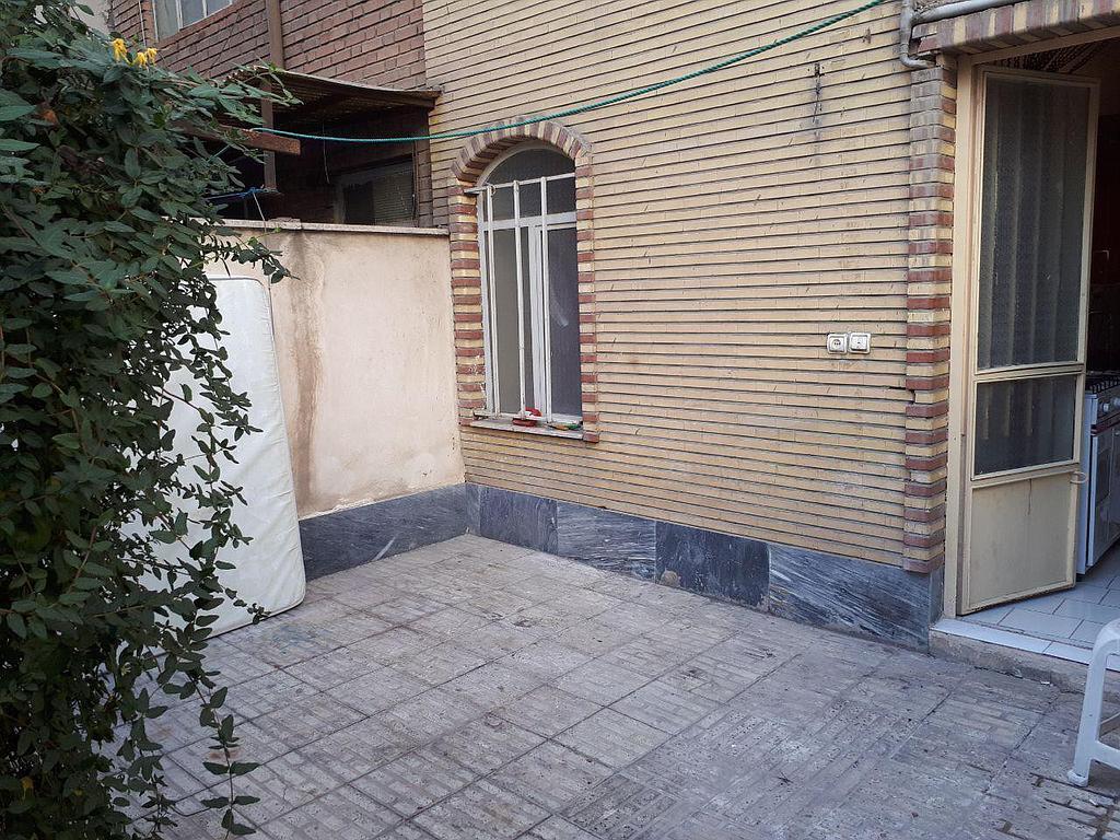 اجاره روزانه سوئیت در تهران -حیاط دار