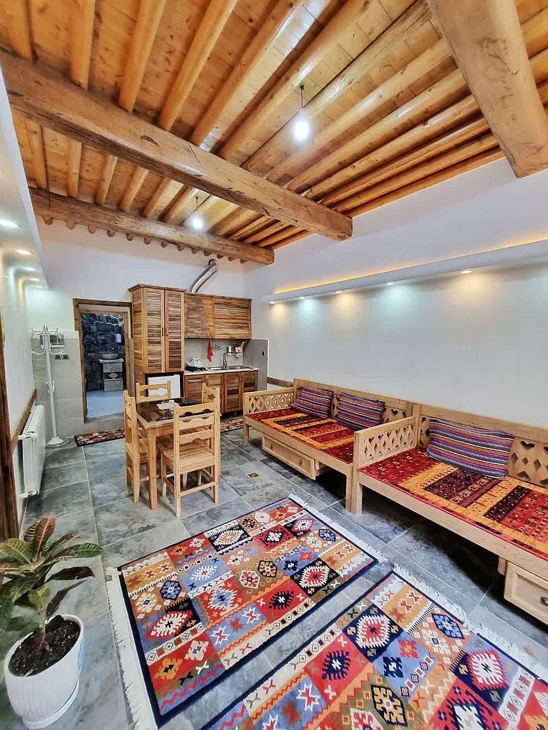 سوئیت صخرهای، جکوزی دار هتلی در ماسوله