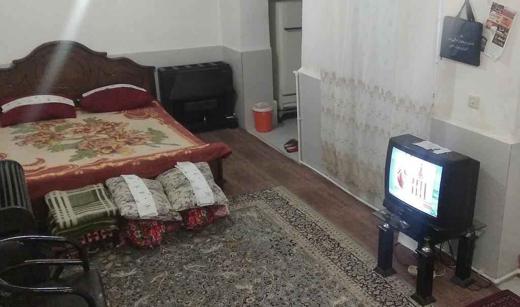 سوئیت خانوادگی پارس کولردار شهرخوی