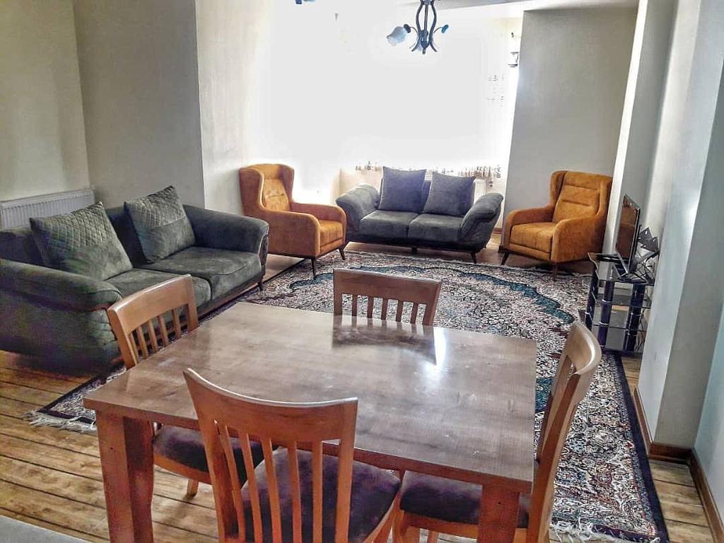 اجاره روزانه آپارتمان لوکس در شیراز