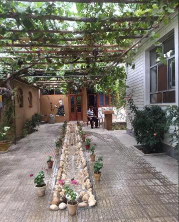 اقامتگاه بومگردی ترنج روستای ده چشمه فارسان