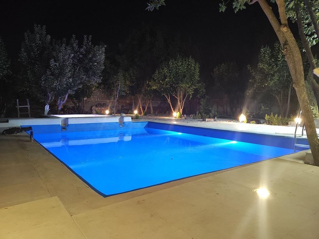 اجاره ویلا استخردار دو خوابه در گویم