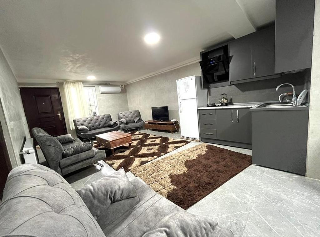 ویلا استخردار روبه دریا در فریدون کنار