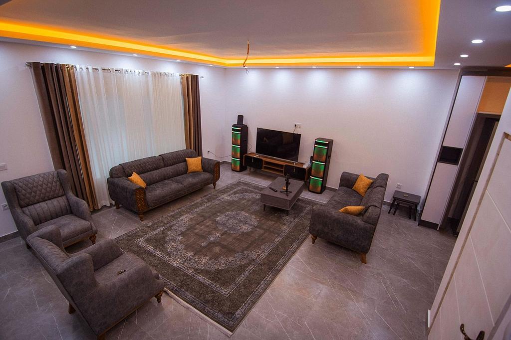 ویلا دوبلکس استخر آبگرم در محمودآباد