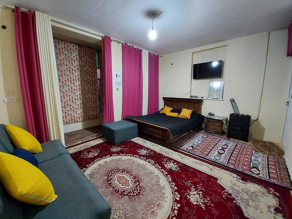 سوئیت 50 متری تمیز در پودنک شیراز