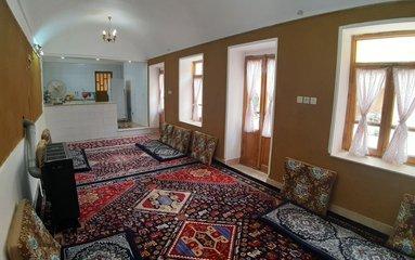 اقامتگاه سنتی ماه صنم در آباده