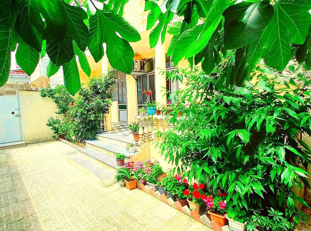 سوئیت دوخوابۀ شمعدونی داخل شهر