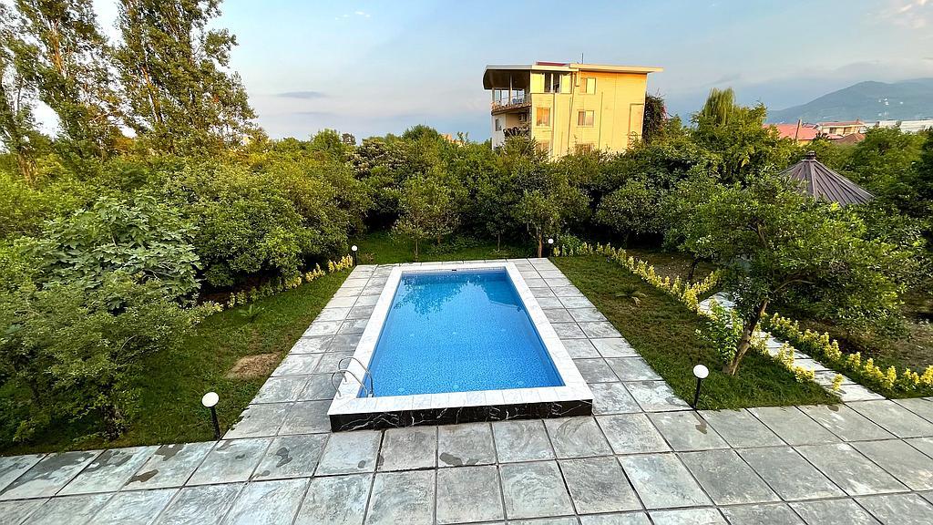 ویلاباغ چهارخواب استخرروباز سِرنا