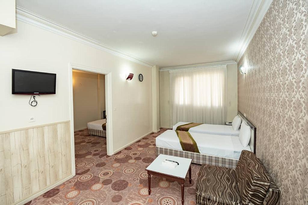 فجر چهار تخته، یک خواب، فولبرد