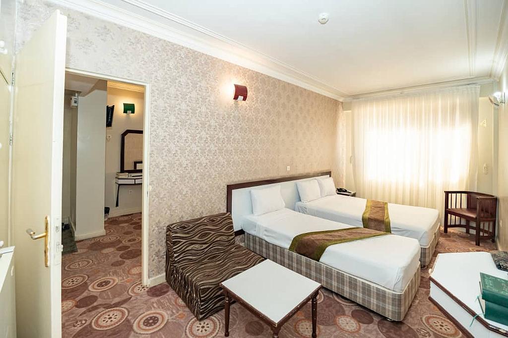 فجر چهار تخته، دو خواب، فولبرد