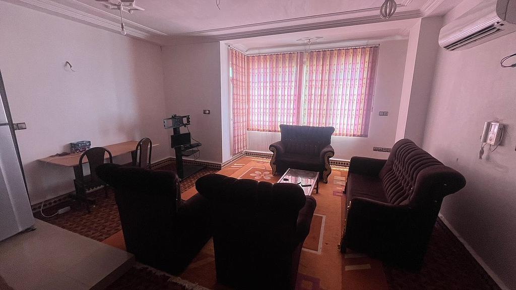 منزل با تمامی امکانات رو به دریا