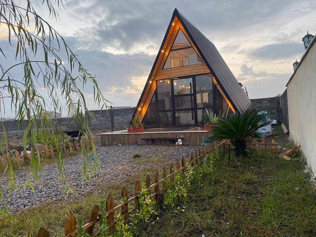 ویلا و اقامتگاه کلبه سوئیسی هیرکان ۲