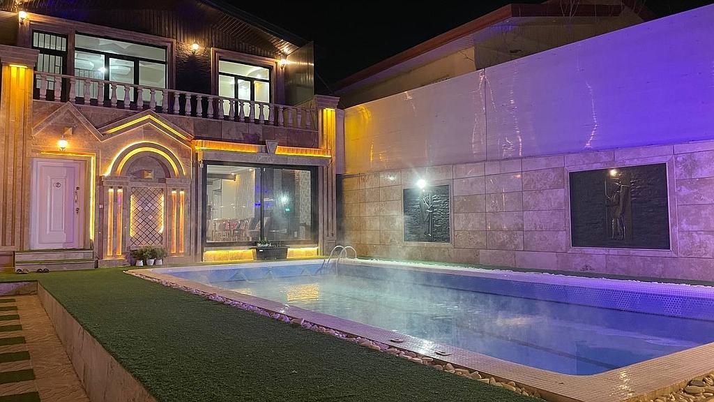 ویلا استخر آب گرم کردان زعفرانیه