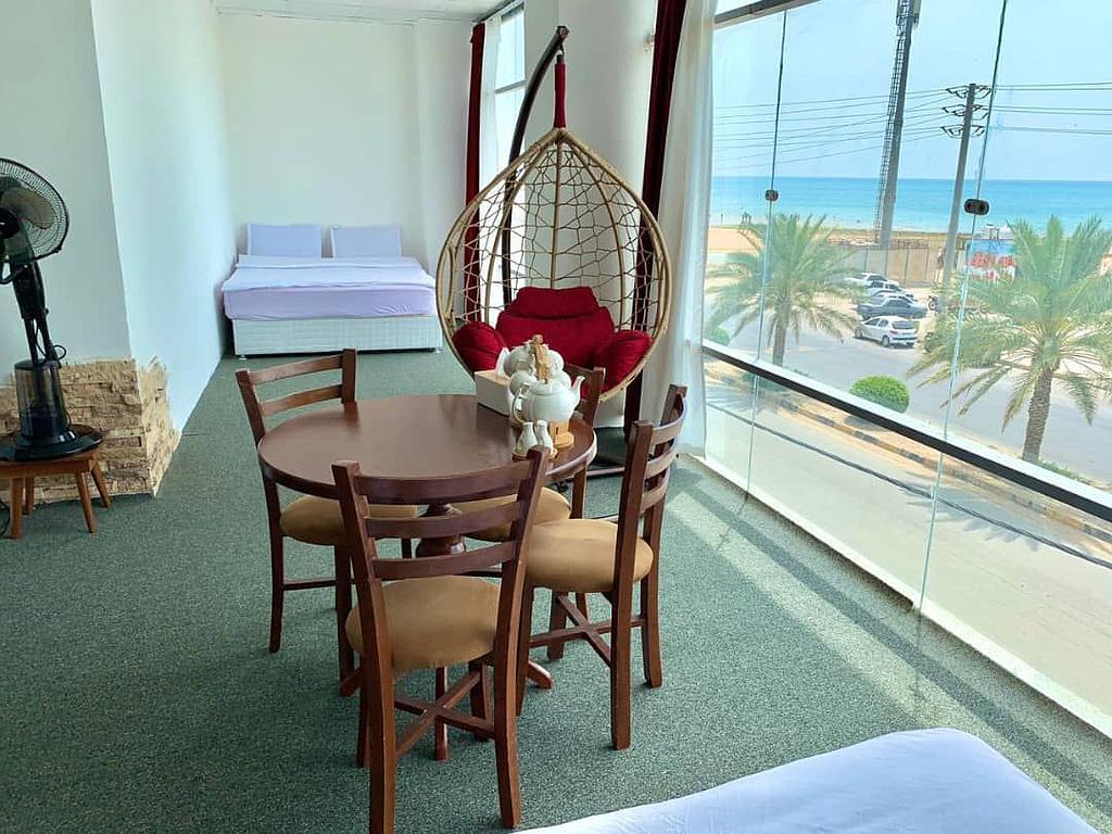 اتاق 101 پنج تخته vipاقامتگاه آفتاب