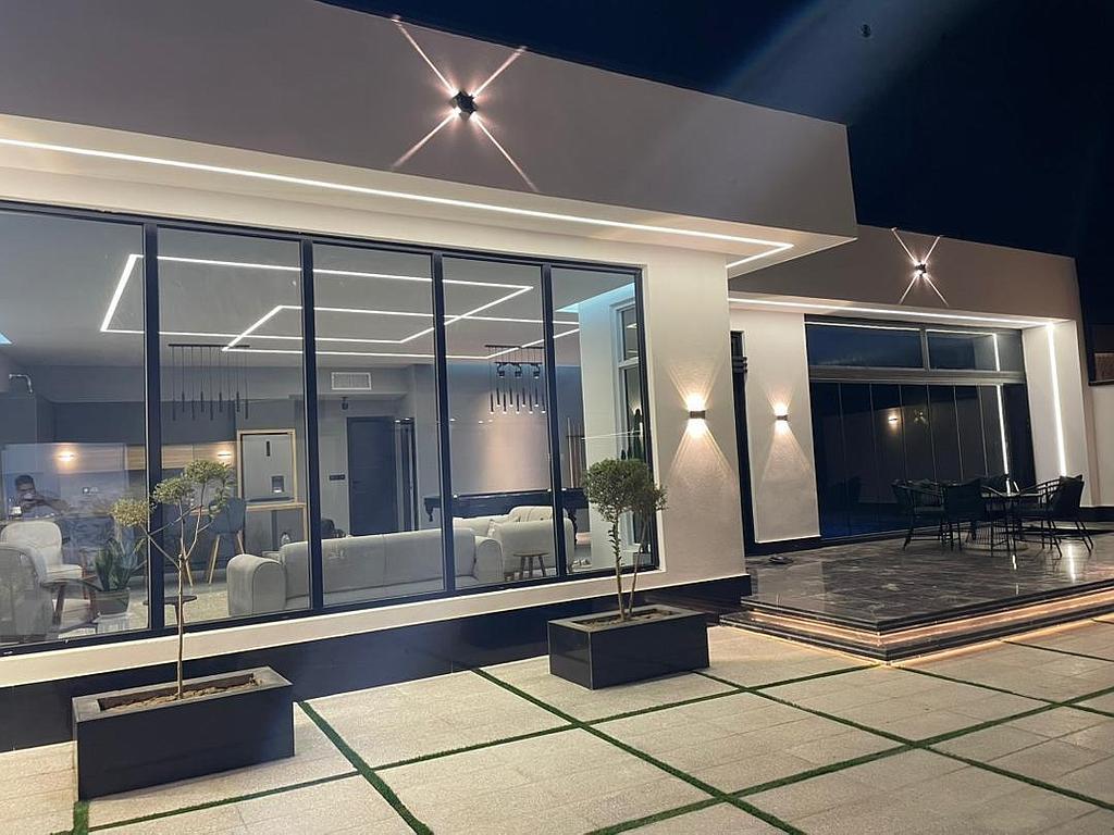 ویلای چهارفصل سرپوشیده صدف