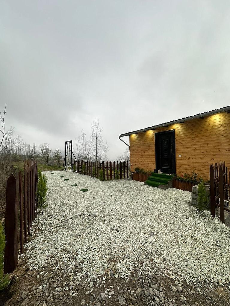 کلبه تک خواب جکوزی دار هایلین