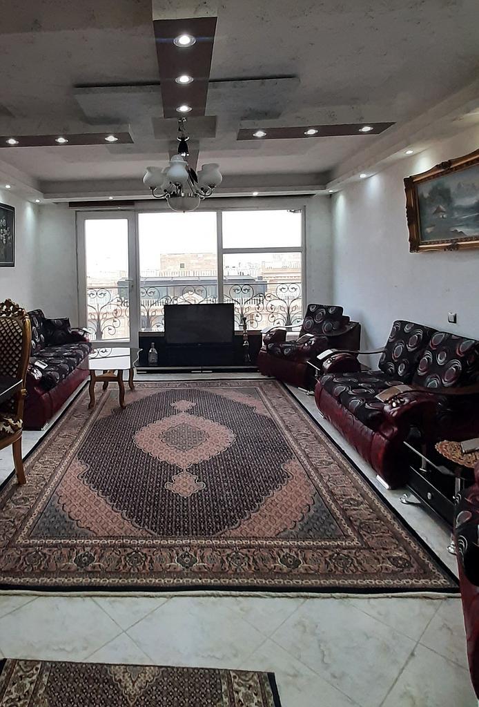 آپارتمان دو خوابه دلباز