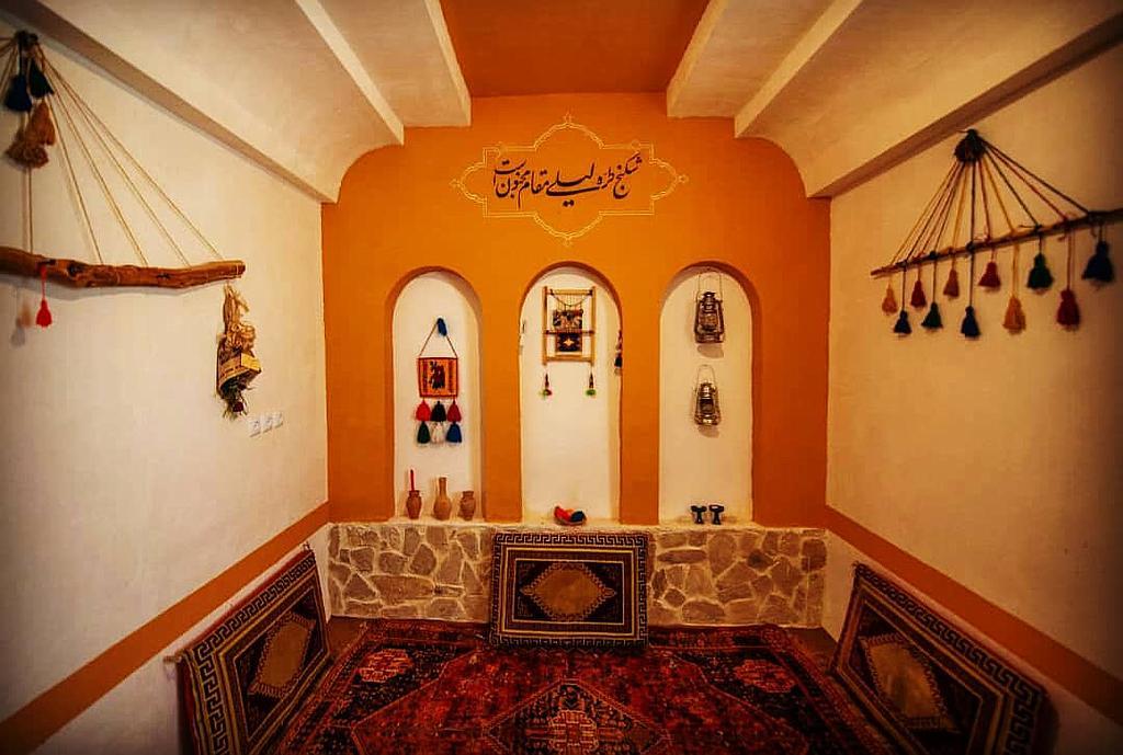 اقامتگاه بوم گردی بیشاپور در تنگه چوگان کازرون