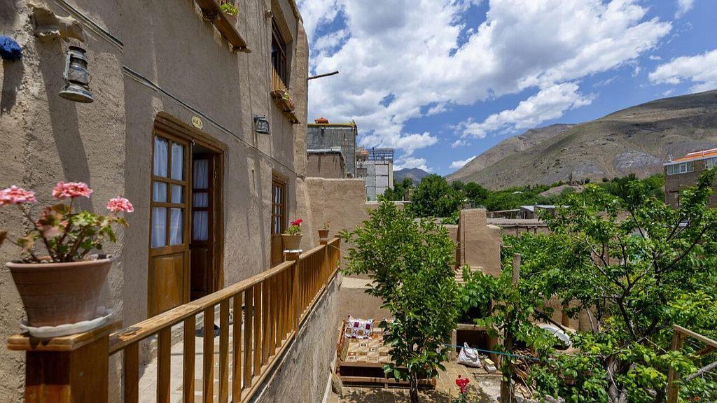 اقامتگاه بوم گردی چنارستان در درود نیشابور