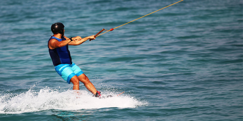 اسکی روی آب؛ مهیج ترین تفریح آبی- تفریحات آبی رامسر