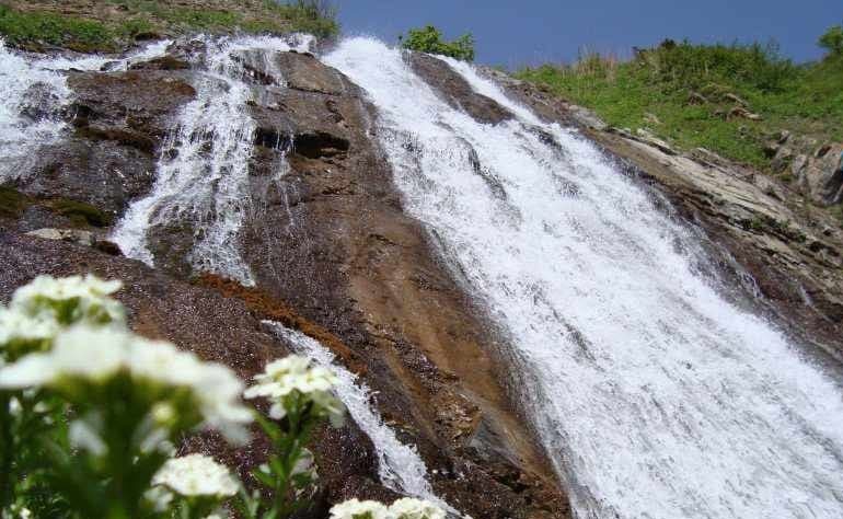 آبشار آقبلاغ اردبیل طبیعت گردی و معرفی مناطق بکر اردبیل